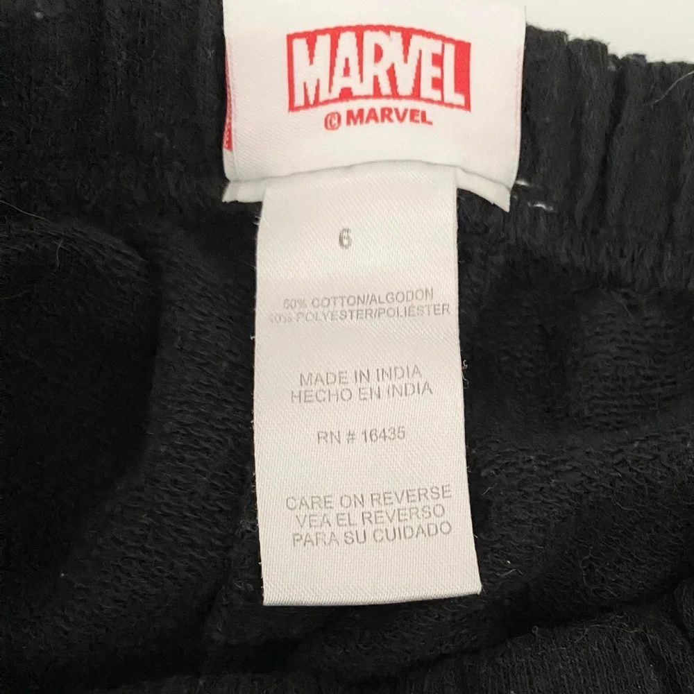 Marvel Spider-Man Red Graphic Shirt Size 5 Black Graphic Shorts Size 6